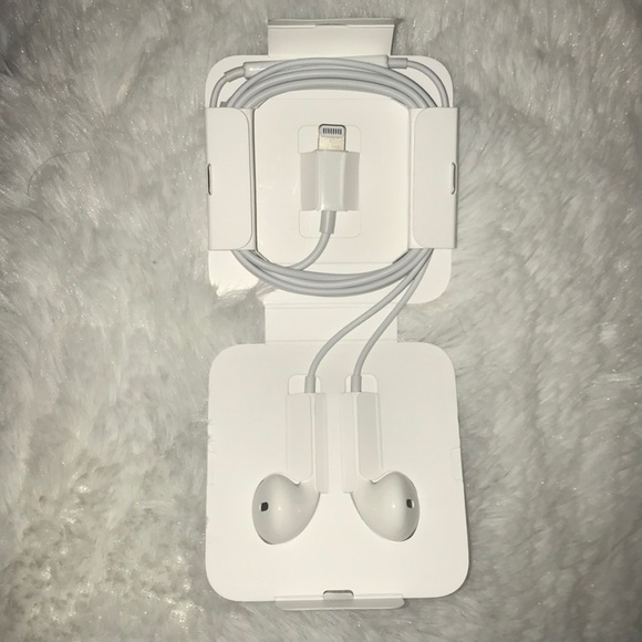 💖𝙰𝚙𝚙𝚕𝚎 𝚎𝚊𝚛𝚙𝚘𝚍𝚜 𝚏𝚘𝚛 𝚒𝙿𝚑𝚘𝚗𝚎💖 - Picture 3 of 3